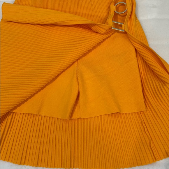 NWT Sandro Assiya Halter Bodysuit & Bussy Skort w/ Small Seam Rip & Mark on Back - Picture 10 of 16